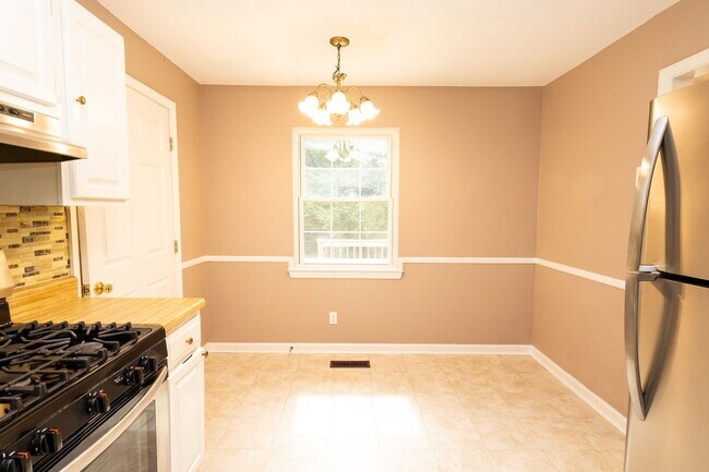 Foto del edificio - 5428 Country Village Dr