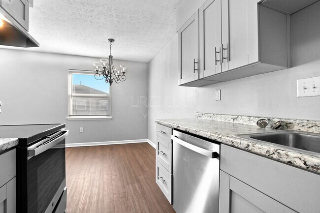 Foto del edificio - 3325 Breckenridge Ln