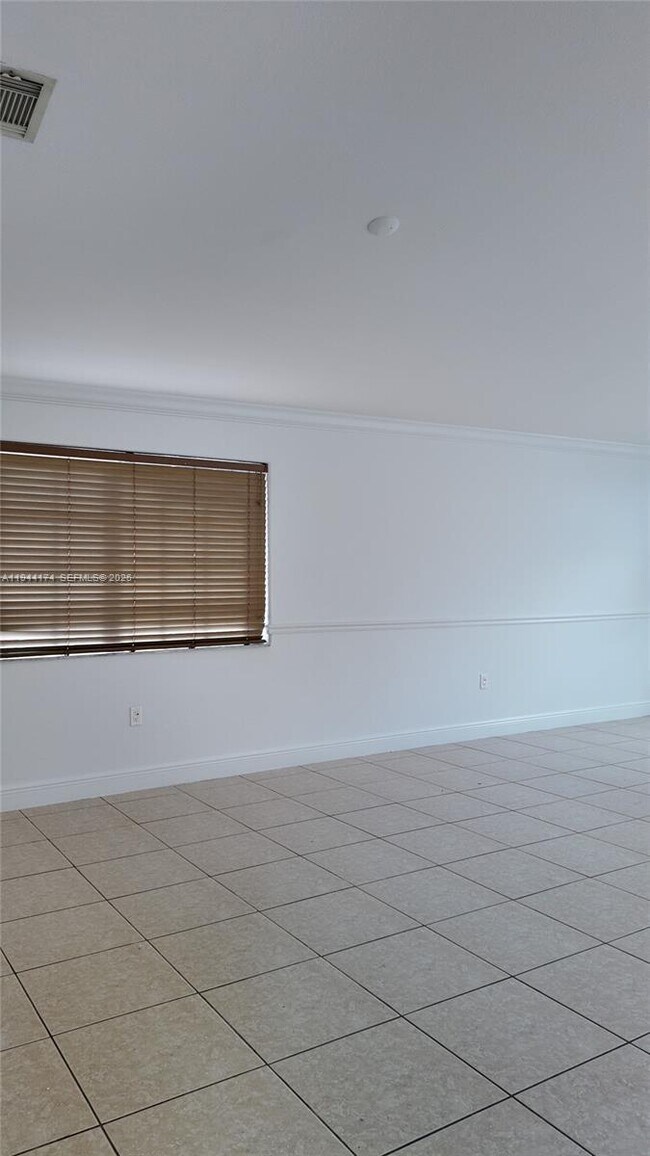 Building Photo - 3265 SW 153rd Pl