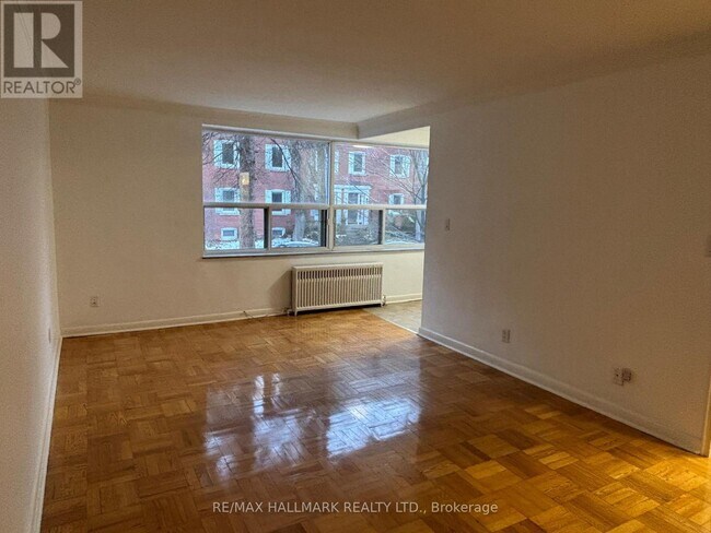 Photo du bâtiment - 134 Lawton Blvd