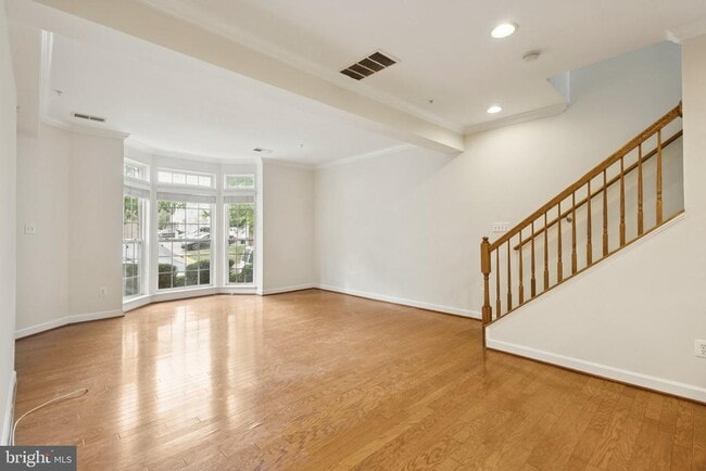 Foto del edificio - 2576 Eastbourne Dr