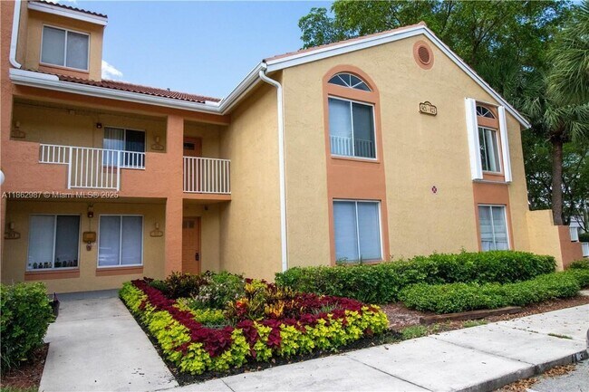 Foto del edificio - 917 Coral Club Dr