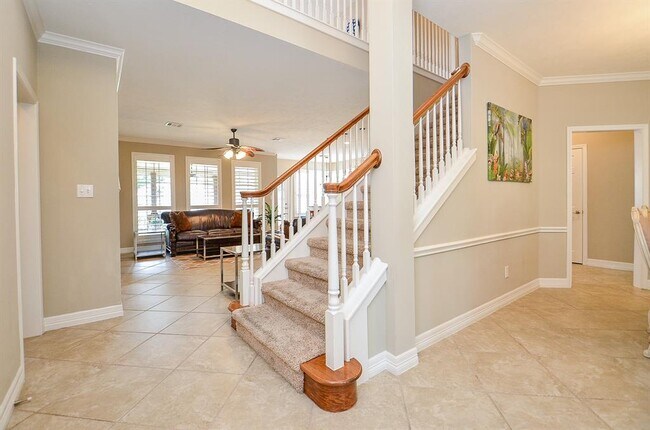 Building Photo - 1719 Cantigny Ln