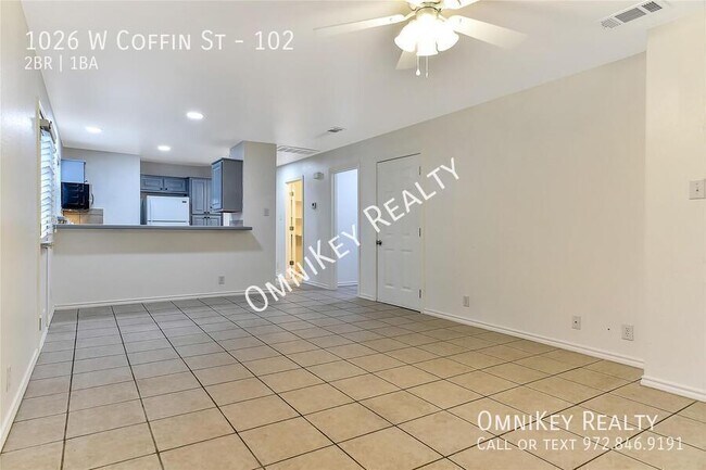 Building Photo - 1026 W Coffin St