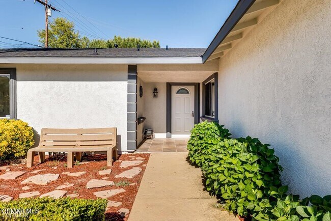 Building Photo - 4 br, 3 bath House - 5684 Ruthwood Dr