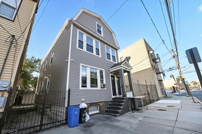 Building Photo - 59 Ocean Ave