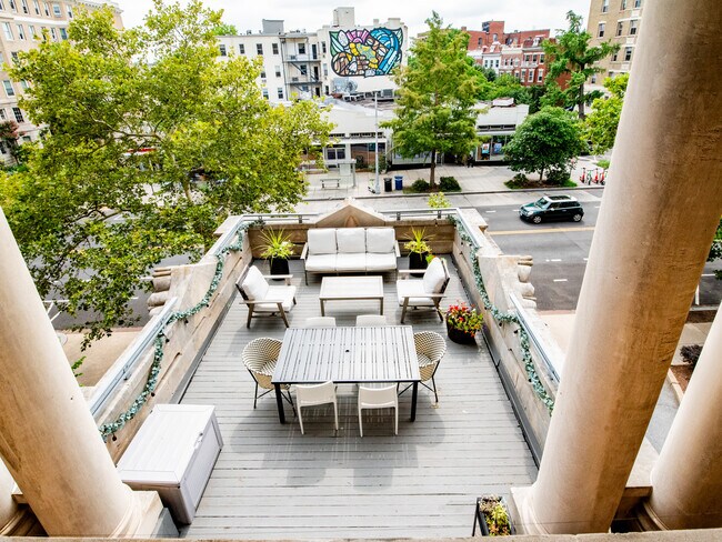 Foto del edificio - 1851 Columbia Rd NW