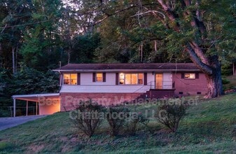 Building Photo - 9851 Millsaps St