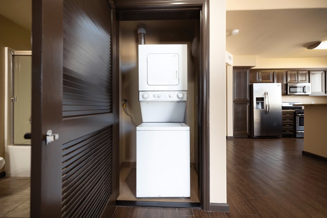 Building Photo - Le Blanc Apartments