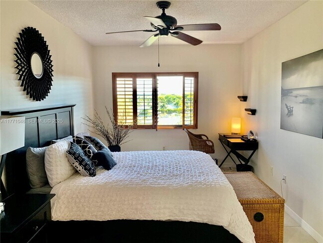 Foto del edificio - 2105 Lavers Cir