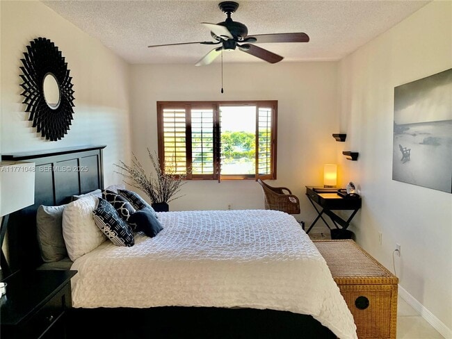 Building Photo - 2105 Lavers Cir