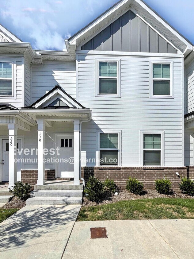 Foto principal - 218 Ansley Wy