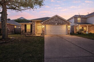 Building Photo - 21915 Saragosa Pond Ln