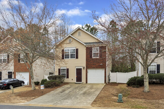 Building Photo - 225 Osmanthus Way