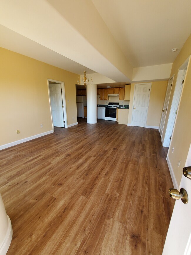Building Photo - 468 Arlington Ave
