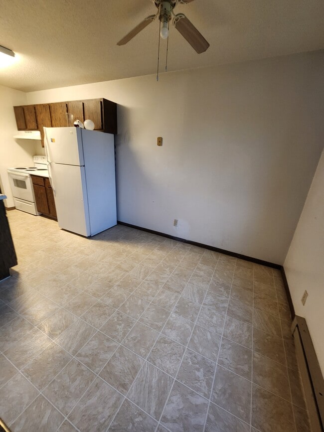 Building Photo - Jefferson Arms 2