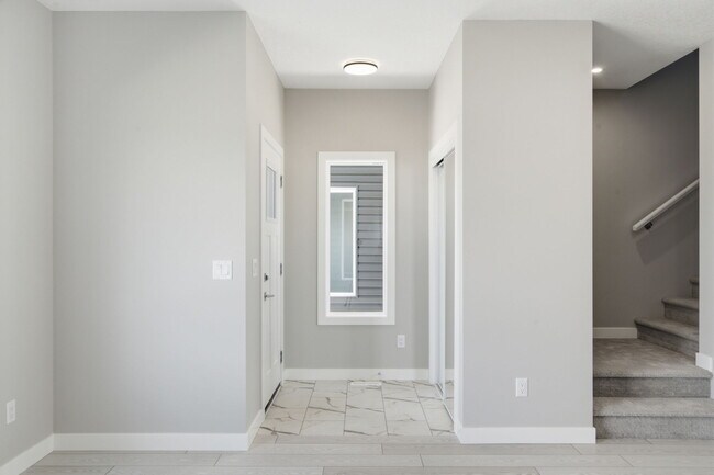 Photo du bâtiment - 9973 Huxbury Dr NE