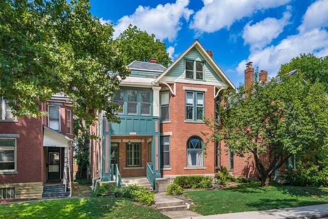 Building Photo - 224 Wilber Ave