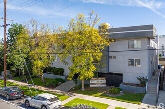Building Photo - 4406 Cahuenga Blvd