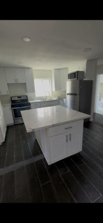 Building Photo - 5207 Cartwright Ave