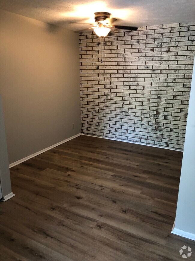 Woodward Heights Apartments under 2,000 Kent, OH 1 Rentals