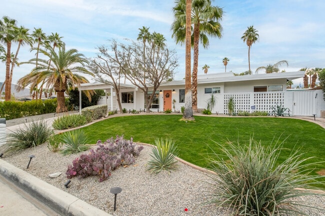 Building Photo - 73489 Silver Moon Trail