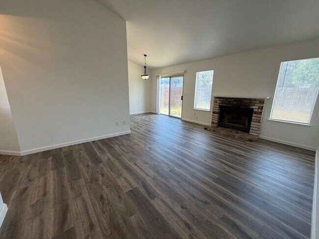 Foto del edificio - 8162 Morgan Hill Way