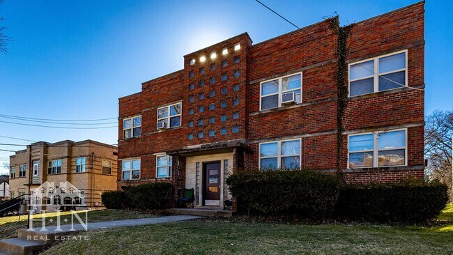 Foto del edificio - 6609 Bantry Ave