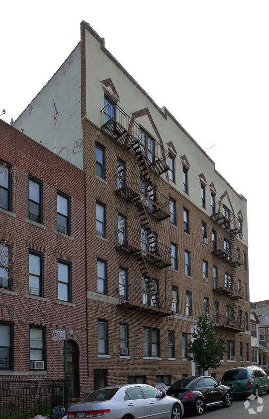 40-31 - 40-35 67th Street - 40-31-40-35 67th St