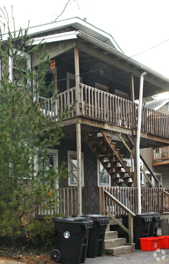 Building Photo - 2709 Field Ave