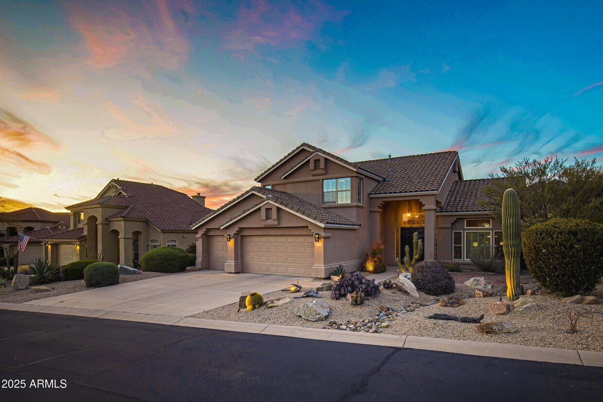 Foto principal - 13744 E Lupine Ave