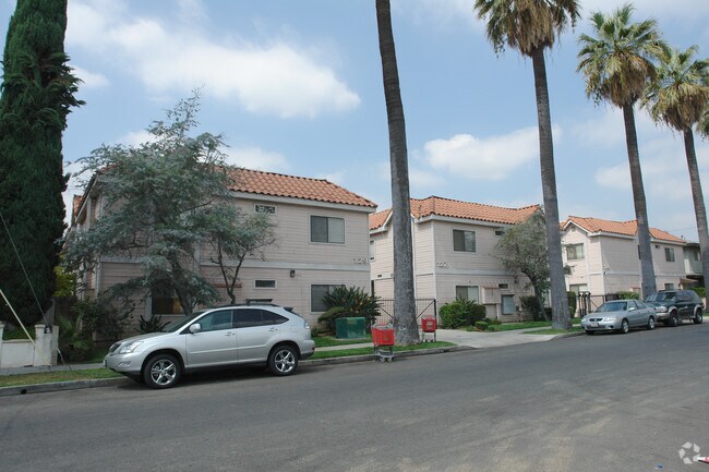 Foto del edificio - 125-129 S California St
