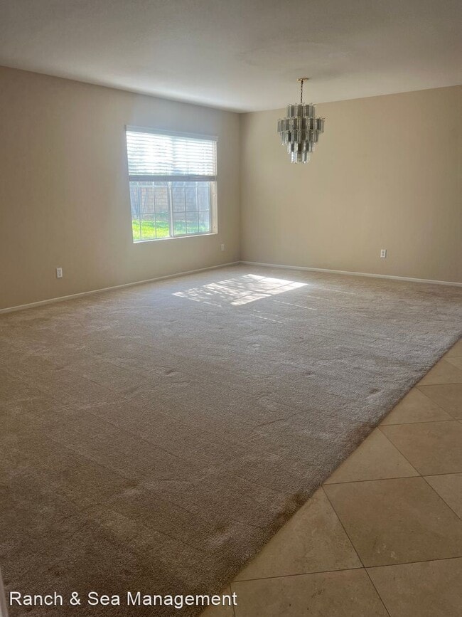 Building Photo - 4 br, 2.5 bath House - 4300 Canyon Vista Dr.