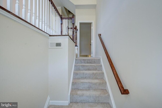 Foto del edificio - 7827 Crystal Brook Way