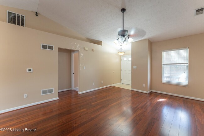 Building Photo - 7035 Royal Links Dr