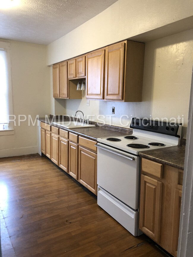 Foto del edificio - German Village Apartment in Four Family!