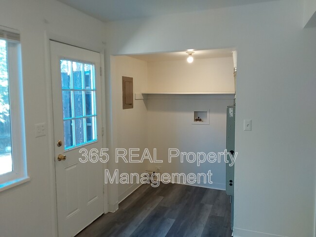 Building Photo - 1206 26th Avenue, Unit C