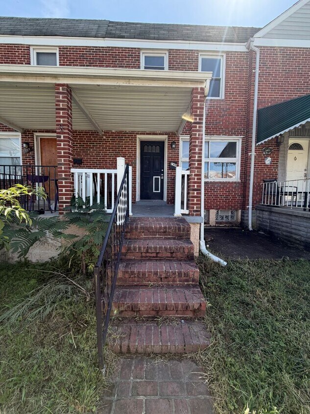 Building Photo - 749 Aldworth Rd