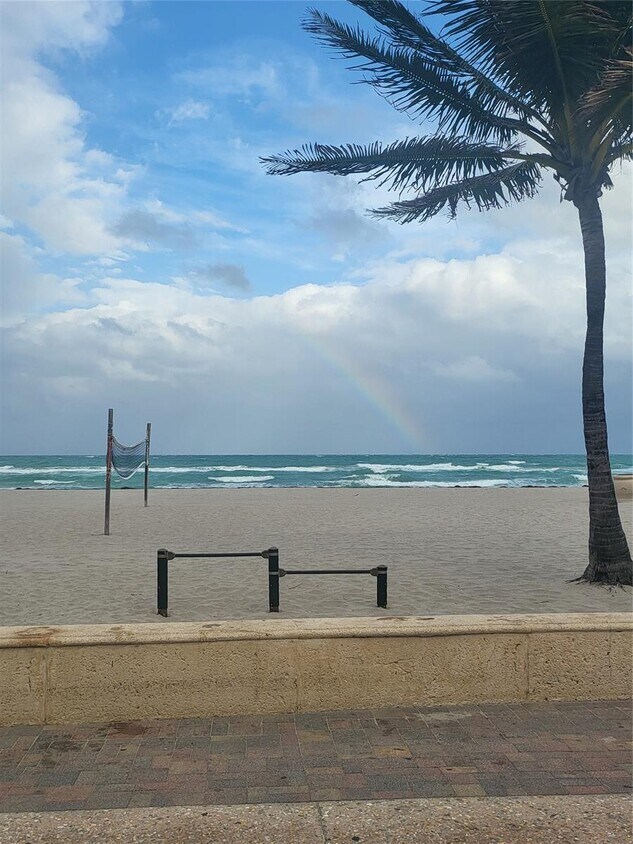 Primary Photo - 801 S Ocean Dr