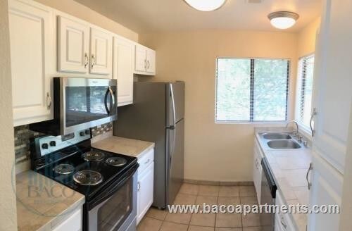 Building Photo - Westridge Apartments
