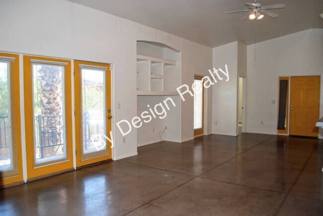 Foto del edificio - Mountain Ave 3 Bed 2 Bath Home - Contemporary Block Construction