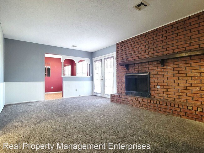 Building Photo - 3 br, 2 bath House - 5825 NW 61st St