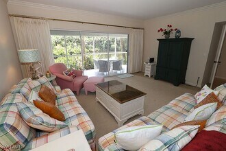 Building Photo - 4250 Lake Forest Dr