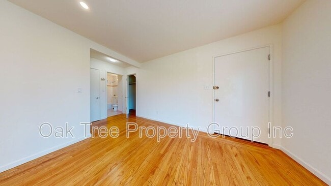 Building Photo - 2057 Central Ave