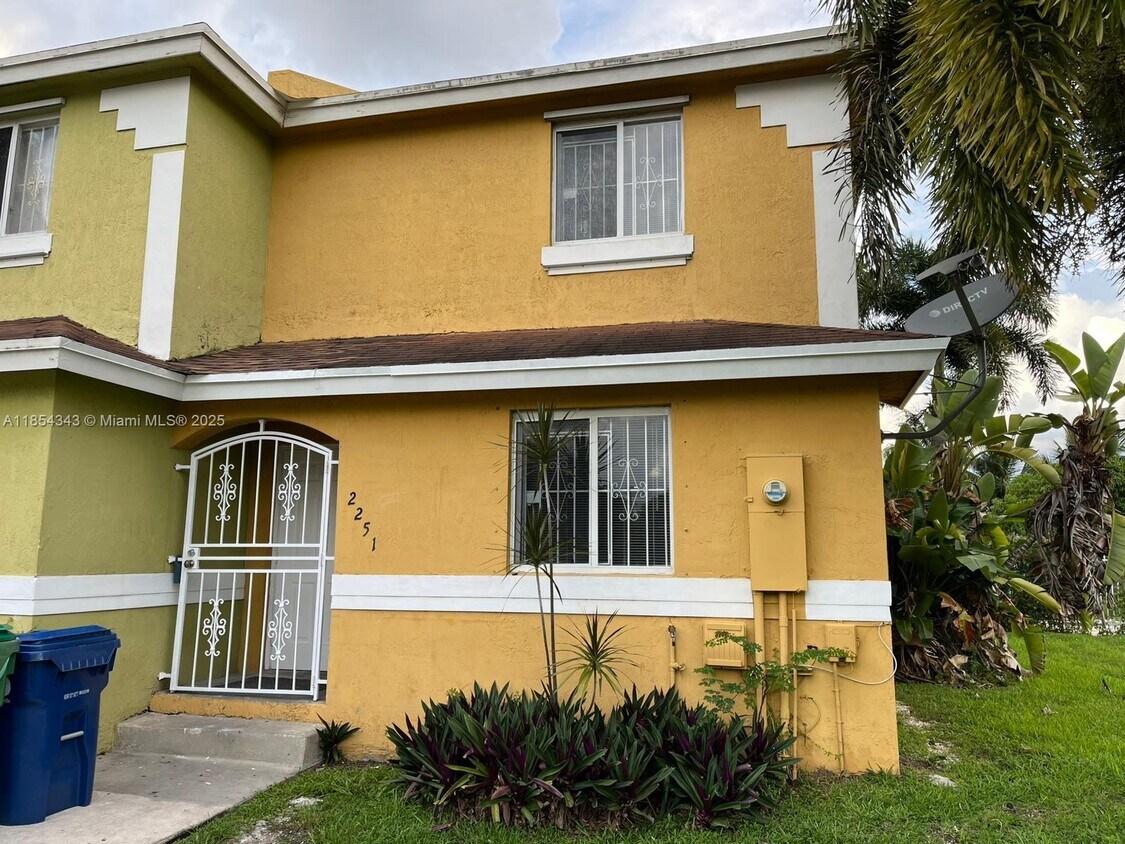 Primary Photo - 2251 NW 136th Terrace