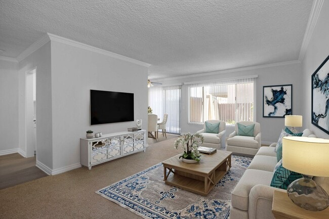 Building Photo - Los Arbolitos Huntington Beach Apartments