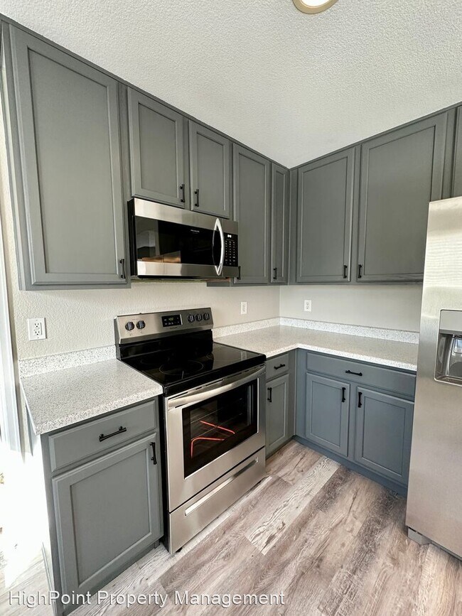 Foto del edificio - 4 br, 2 bath House - 4956 Meadow Lane