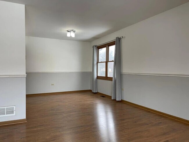 Building Photo - 1750 Maroon Bells Ln