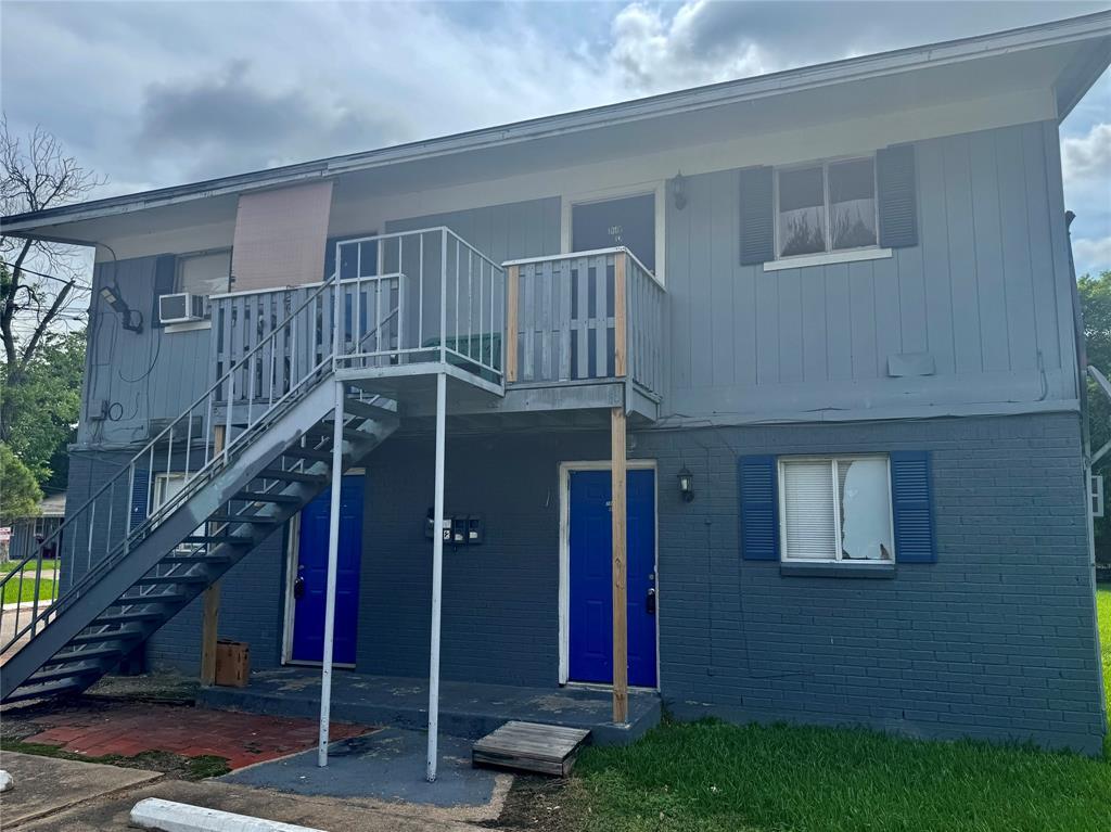 Foto principal - 1005 Spooner St