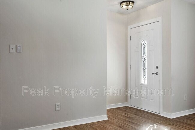 Foto del edificio - 6318 Sledds Lake Rd